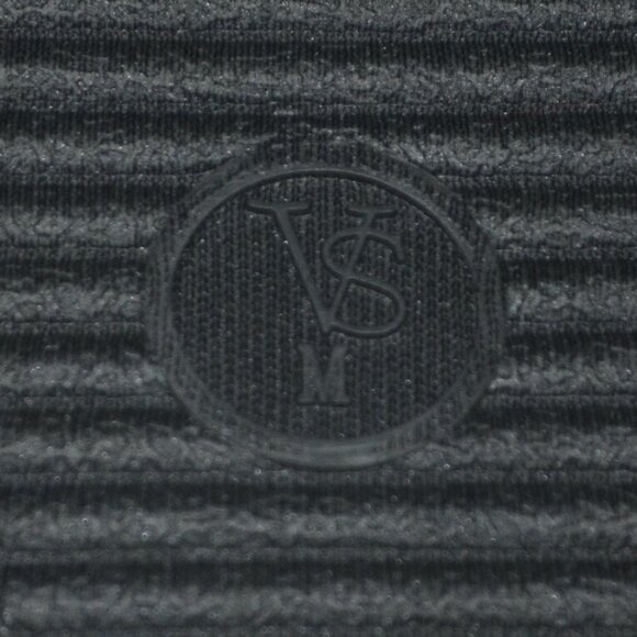 NWOT Victoria's Secret Red V S Closed Toe Faux Fur Slipper - Picture 3 of 5